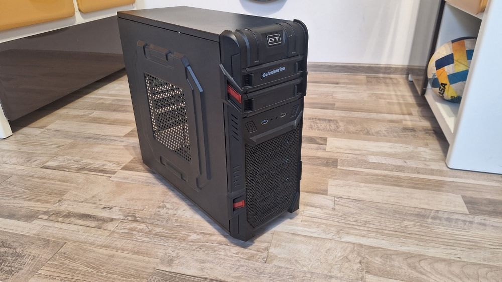 Obudowa Gt aerocool advance