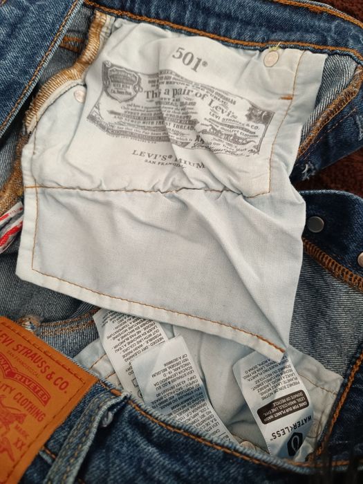 Джинсові шорти Levi's 501, жін.,  розм W29. Львів.