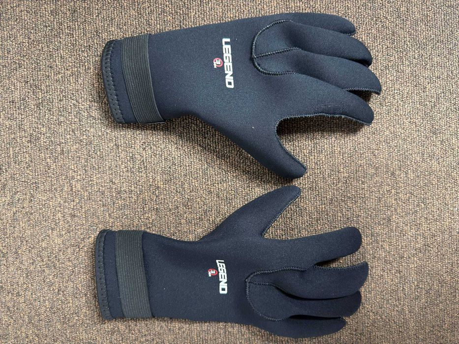 Гидрокостюм TYR + Ласты Mares + Перчатки/носки