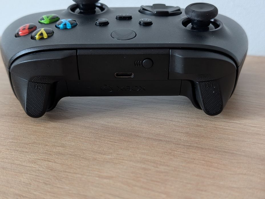 Oryginalny Pad Microsoft Xbox Wireless Controller