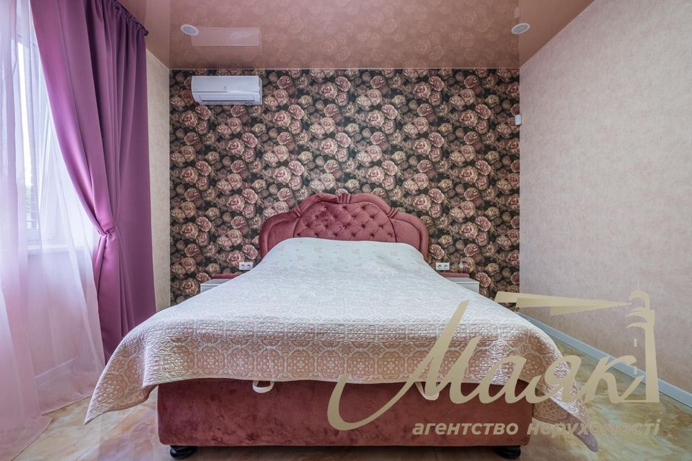 ПРОДАЖ сучасний одноповерховий будинок площею 182,7 м² у затишному селі Погреби, Броварського району Київської області, вул. Пасіченка.