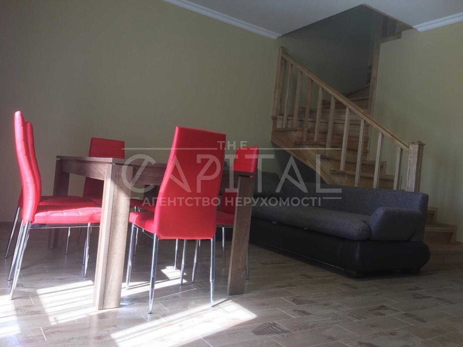 Продаж жилого комплексу, 9 таун-хаусів, усі здані, окупність 10 років