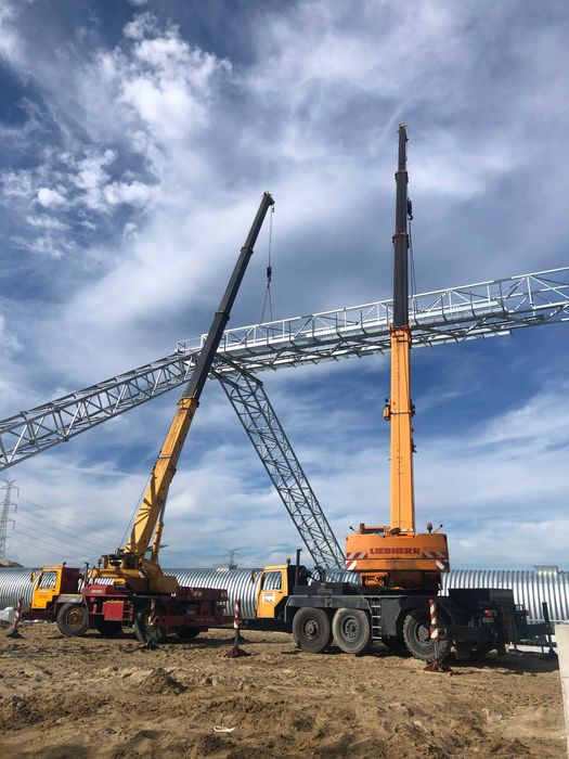 Dźwig Liebherr usługi wynajem podnośniki koszowe usługi dźwigowe