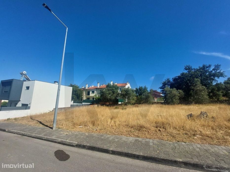 Lote de Terreno na Quinta da Americana- Amora- Oportunidade para Const