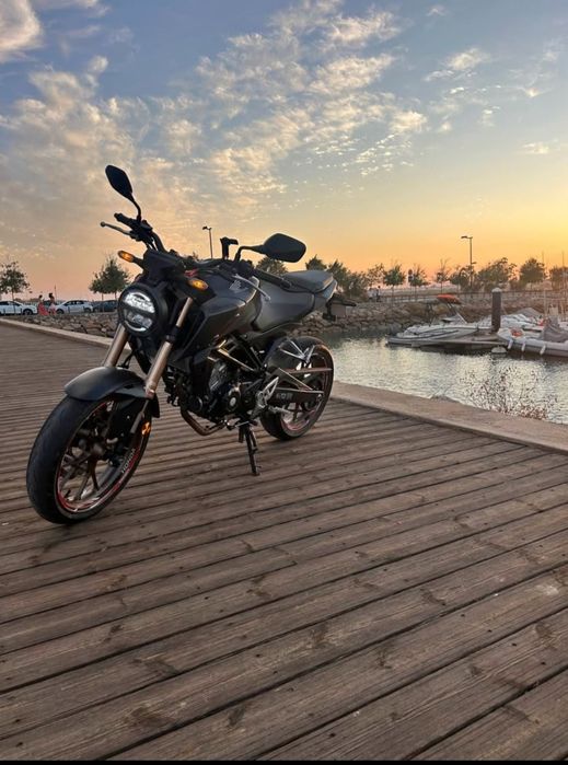Mota HONDA CB 125R