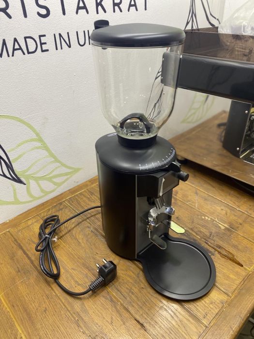 Нова сучасна кавомолка Anfin patrika