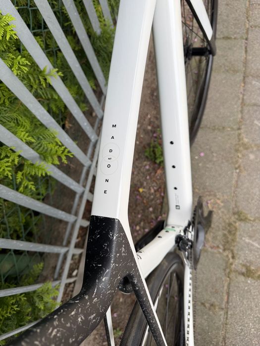 Trek Madone sl5 gen8 size M/L - Polecam