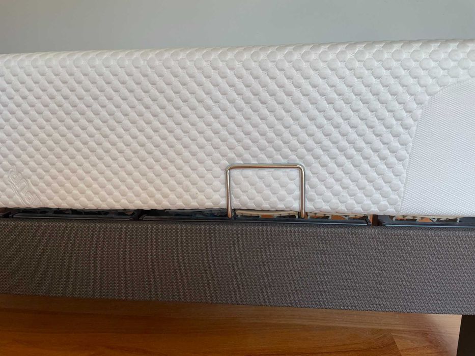 Cama articulada Escandinava Tempur e colchão Tempur Cloud