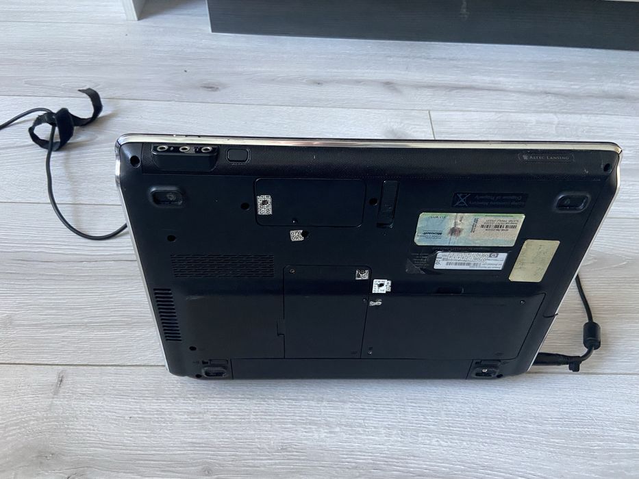 Ноутбук HP Pavillion dv 3000