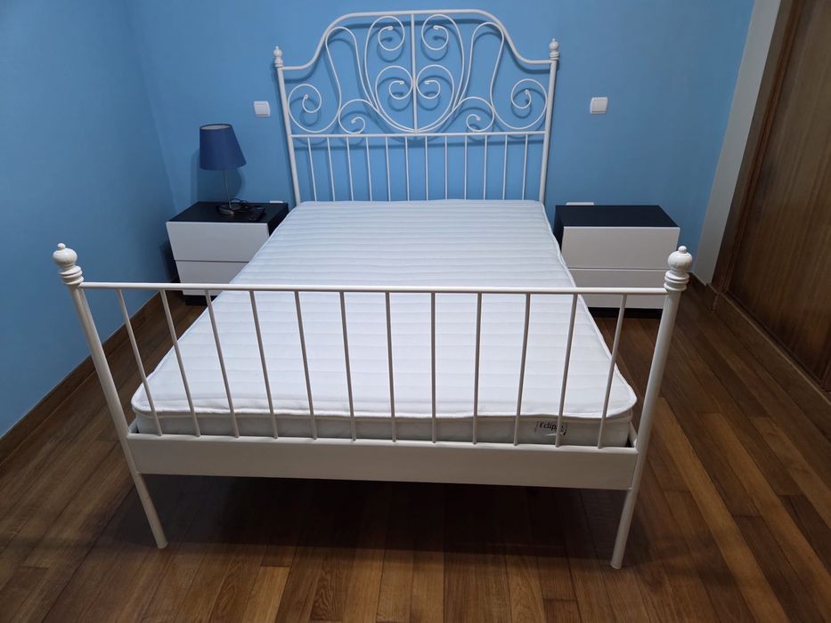 Vendo 2 camas de casal IKEA LEIRVIK com colchões