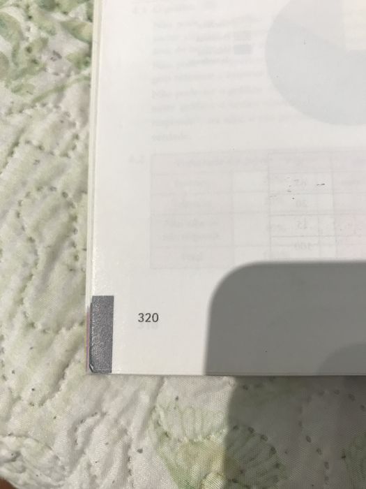 Livro de exercícios de Matemática