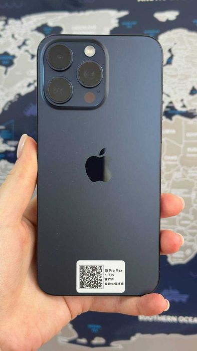 Apple Iphone 15 Pro max 1Tb Blue та Natural Neverlock