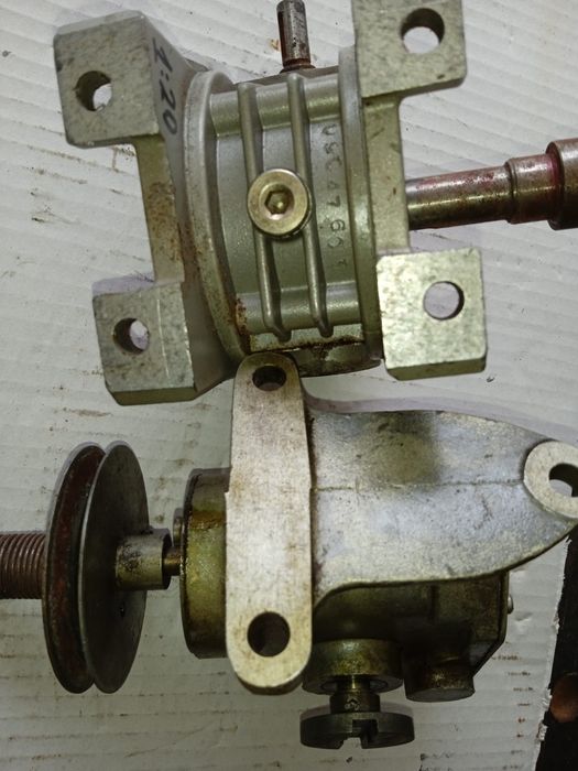 Gear Reduction Boxes64309654385154122