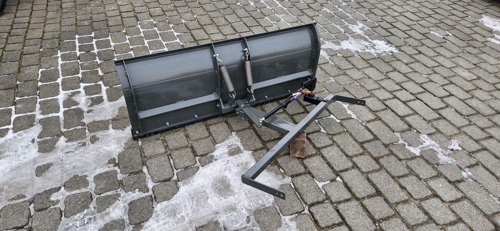 Pług do sniegu do Stiga park regulowany elektrycznie