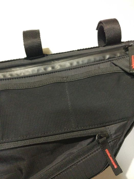 Велосумка під раму Blackburn Outpost Frame Bag (Medium) — Трансформер