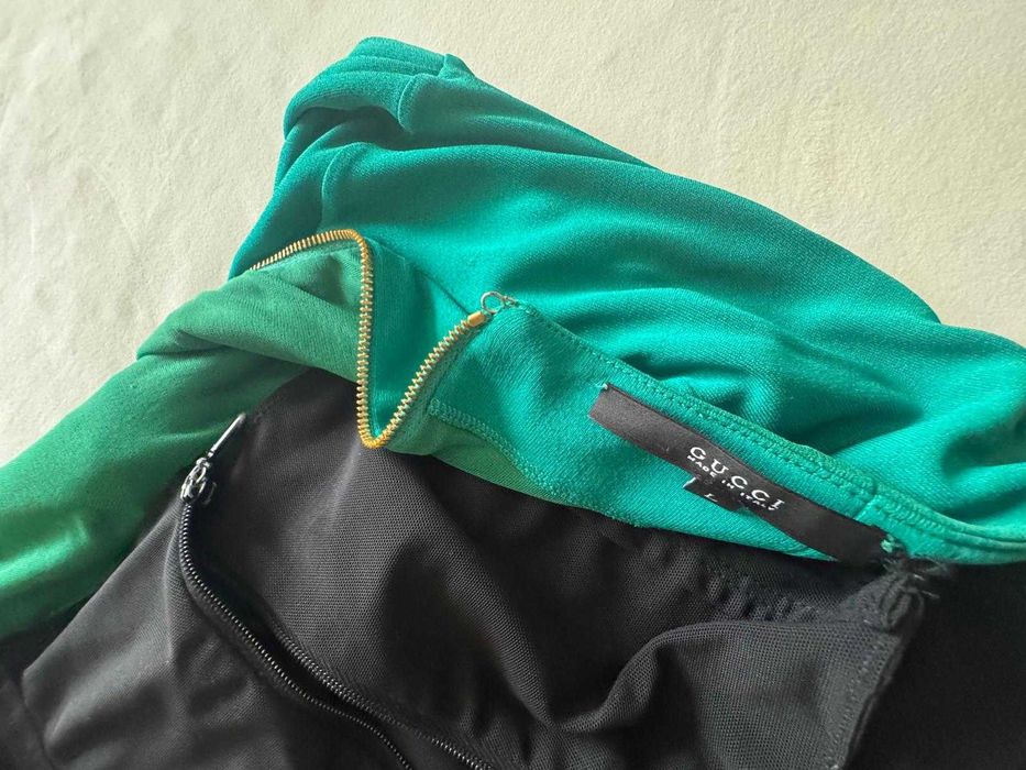 GUCCI vestido verde cai cai