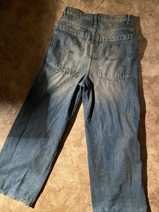 Джинсы,беги с принтом