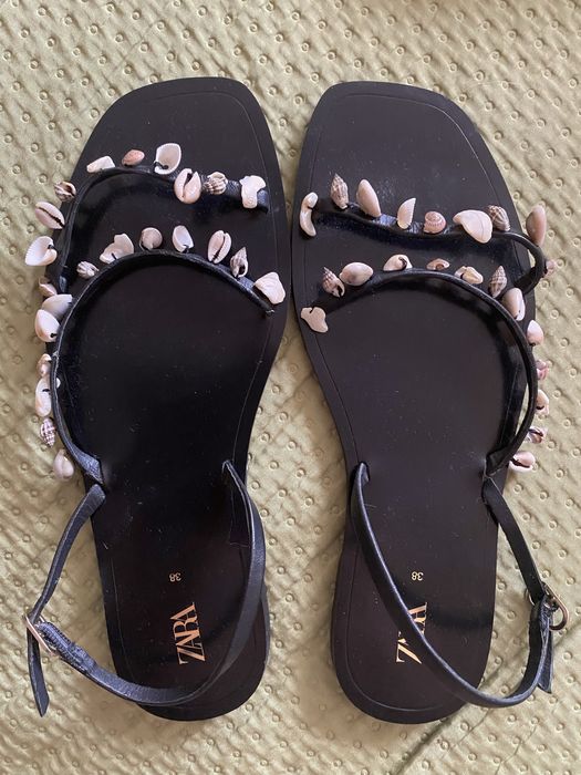 Sandaly z muszelkami Zara r.38