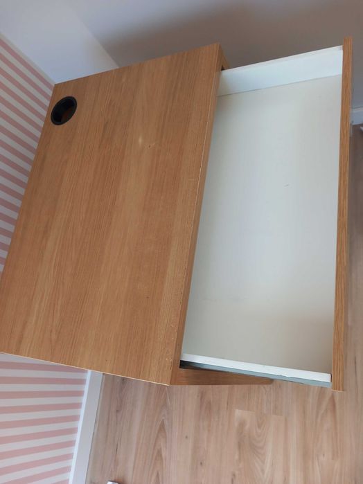 Biurko Mickey  ikea 73x50x7 plus krzesełko regulowane