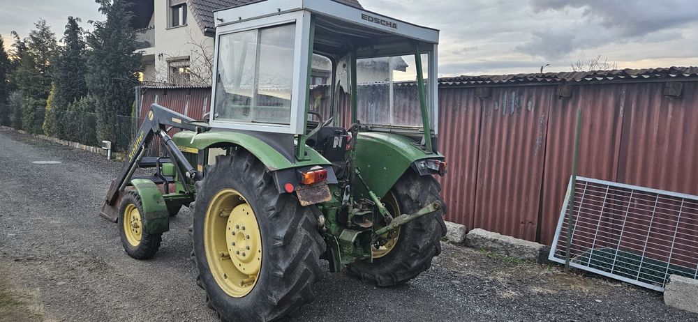 Traktor John Deere 1030