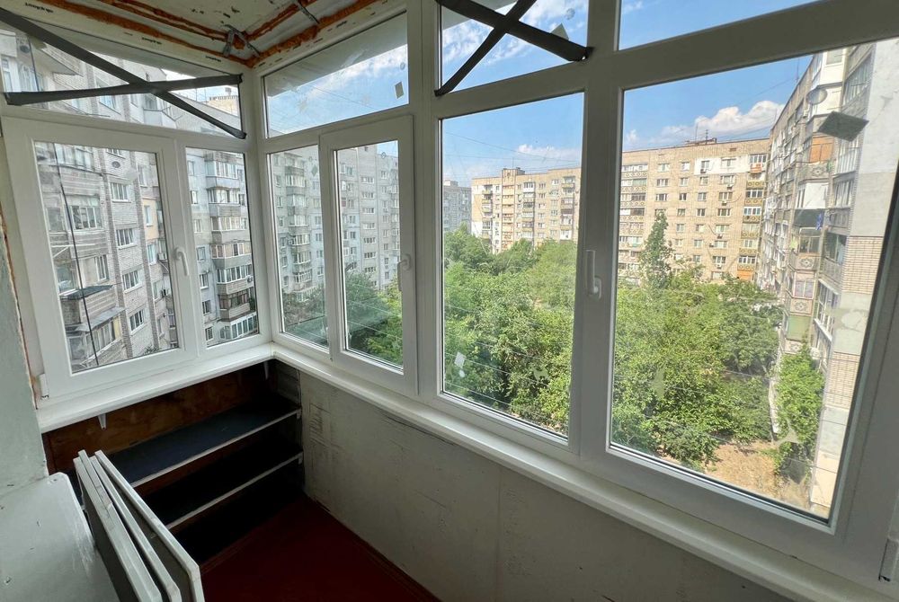 Продається велика 3-кімнатна чешка, окремі кімнати, 6/9, Корабельний, центр - View 2