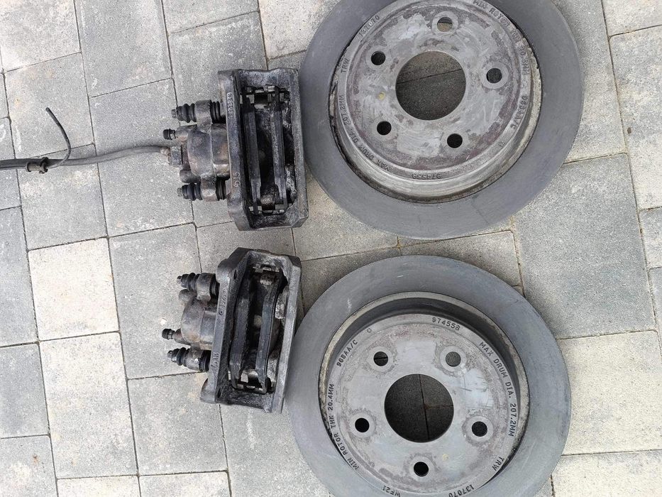 Tarcze plus zaciski tył DODGE 1500-57 HEMI