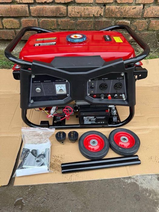Бензиновий генератор 2.8Кв