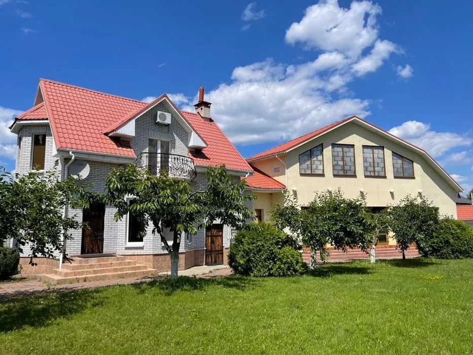 37 Оренда будинку подобово  Сауна Баня Купель Більярд Підгірці