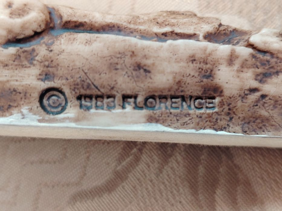 Crucifixo em Porcelana Fina Italiana
