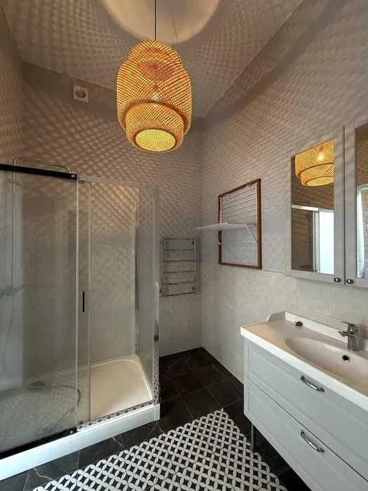 Продаж Будинку з Ремонтом 120 м2 - 6 соток землі, с. Зазим'я, Біля Річки Броварський р-н
