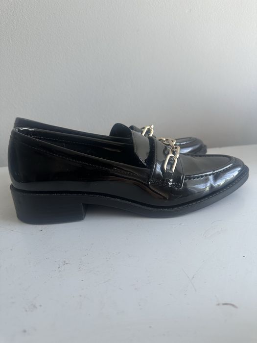 Лофери лакові zara 36 розмір