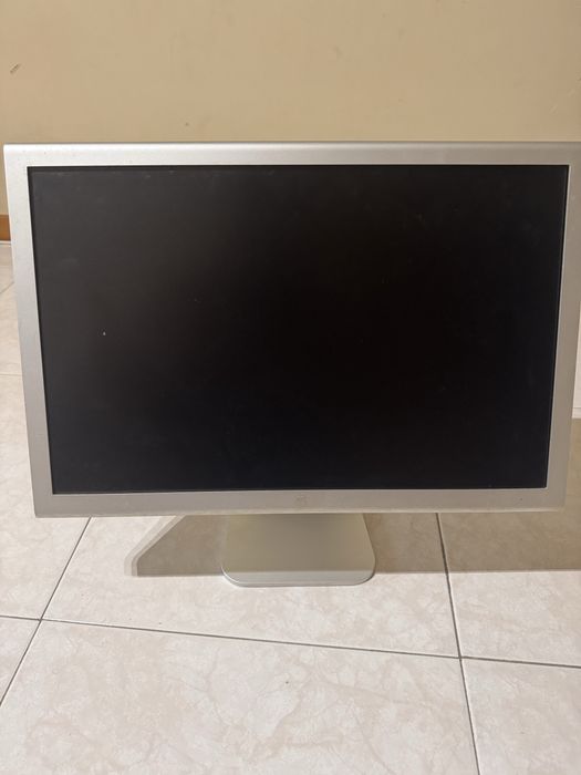 Apple Cinema Display A1081 (20”)