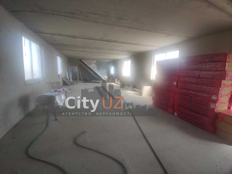 Продається комерційне приміщення