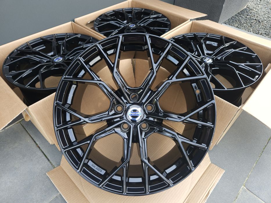 VOLVO 19 " Nowe 5x108 XC40 EX30 XC60 XC90 V60 V90 Cross Country Czarne
