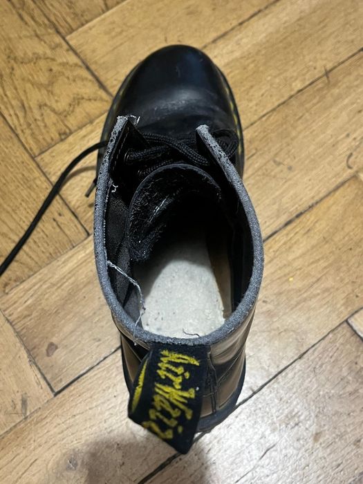 Czarne glany skórzane Dr. Martens martensy 38