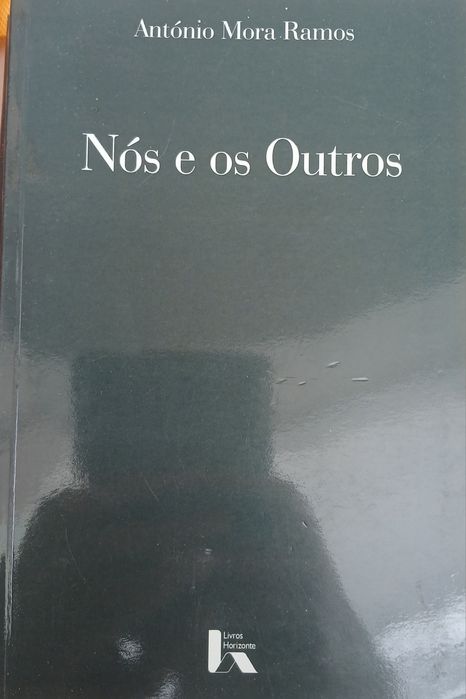 Nós e os Outros de António Moura Ramos