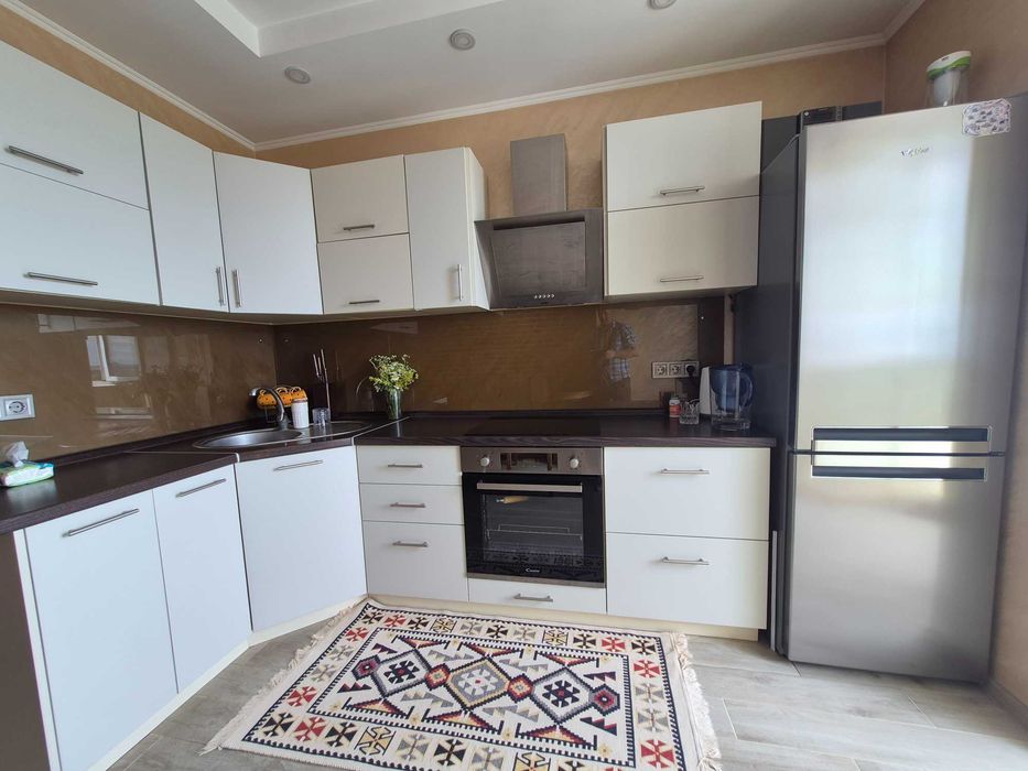 Продається 1-кім квартира вул. Рональда Рейгана, 40