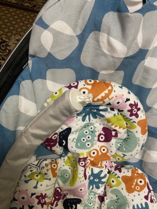 заколисуючий цент 4moms