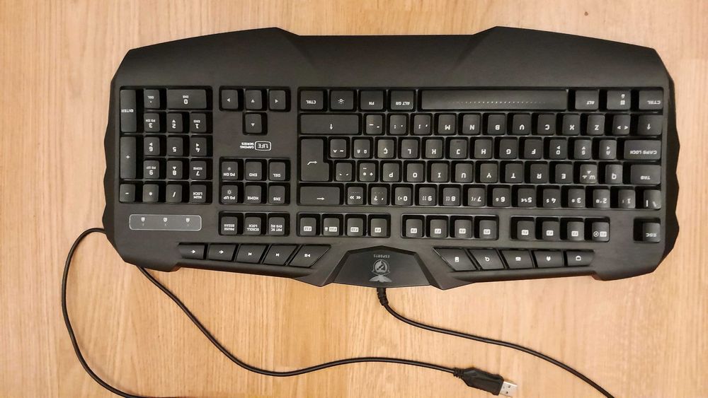 Benfica Keyboard Like New64739140811521120