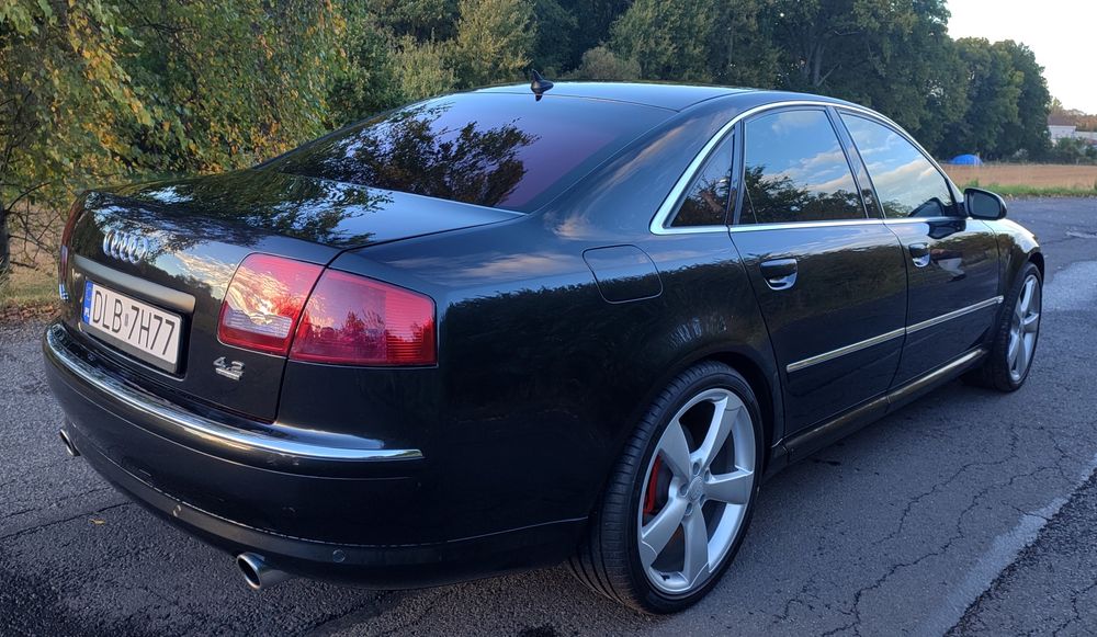 Audi A8 4.2 MPI  Quatro