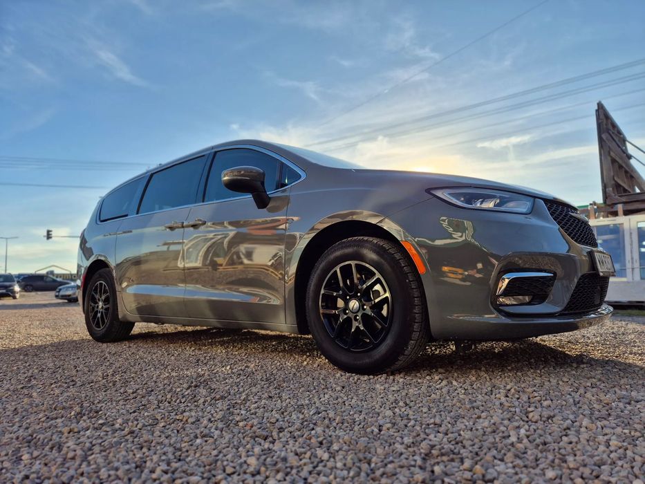 Chrysler Pacifica