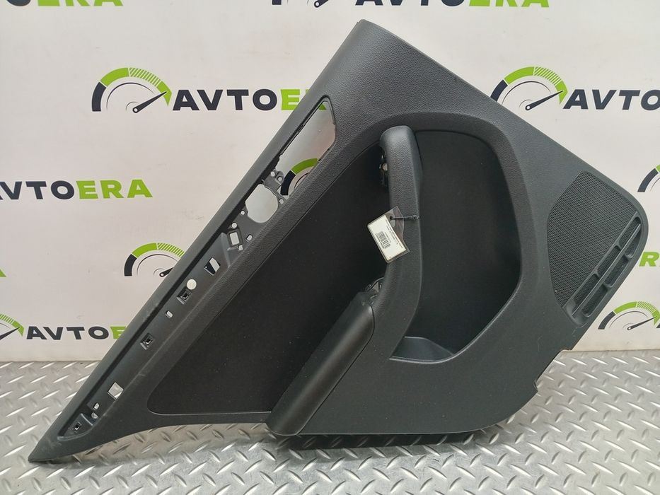 Обшивка двери карта дверная задняя левая VOLKSWAGEN  JETTA MK6 11-18