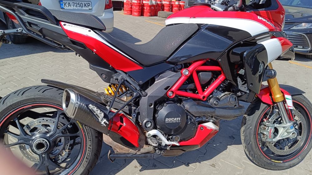 Ducati Multistrada 1200S Pikes Peak