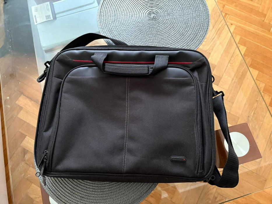 Laptop ASUS R558UQ + akcesoria