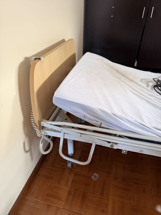 cama hospitalar articulada elétric