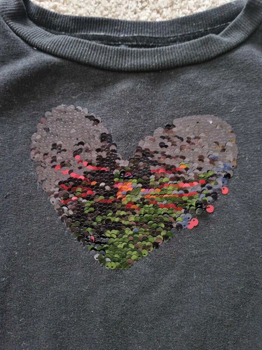 Bluza z czerwonym cekinowym sercem ZARA 7 lat