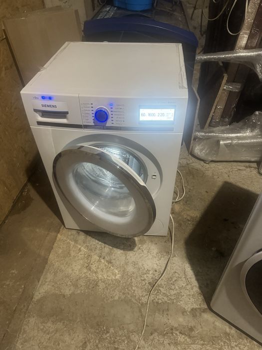 Стиральна машина Siemens