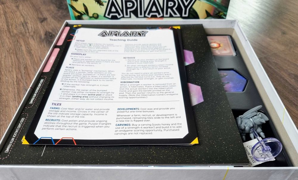 Insert 3D do gry Apiary – organizer elementów