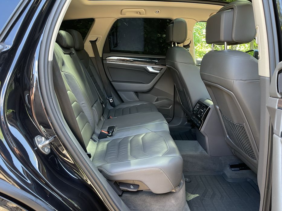 Volkswagen Touareg 2019 R-line Matrix HD