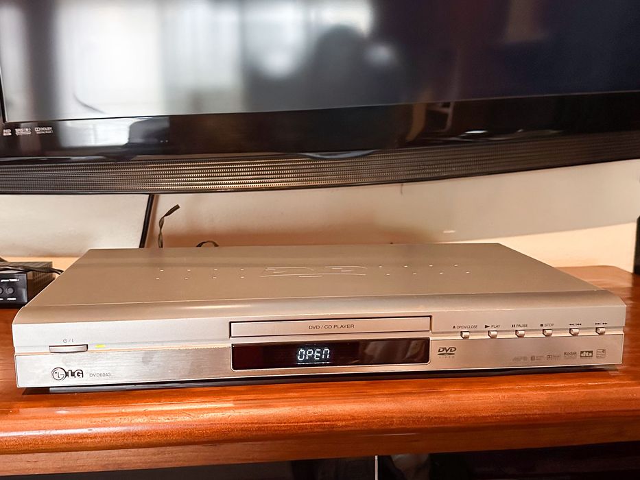 Leitor de DVD LG vintage - cd não roda